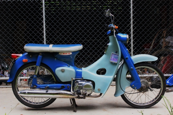 C100 โครงแท้ เครื่องดรีม แต่งsuper cub ทะเบียนเต็มโอน C100 โครงแท้ เครื่องดรีม แต่งsuper cub ทะเบียนเต็มโอน