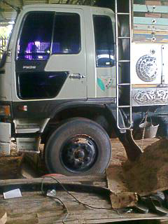 ขายรถบรรทุกสิบล้อดั๊มพ์ HINO 3M เครื่องเดิม เกียร์เดิม ช่วงล่าง Zm 10 น็อต ทะเบียนพร้อม