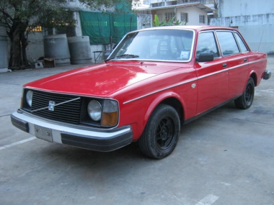 ขายวอลโว่244สวยเดิมวางเครื่องโตโยต้า1Gเกียร์ออโต37000ต่อรองได้