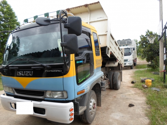 ISUZU   DECA 195 HP  หกล้อดั๊มพ์ รถสวยเอกสารพร้อมโอน