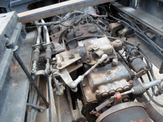 ISUZU   DECA 195 HP  หกล้อดั๊มพ์ รถสวยเอกสารพร้อมโอน