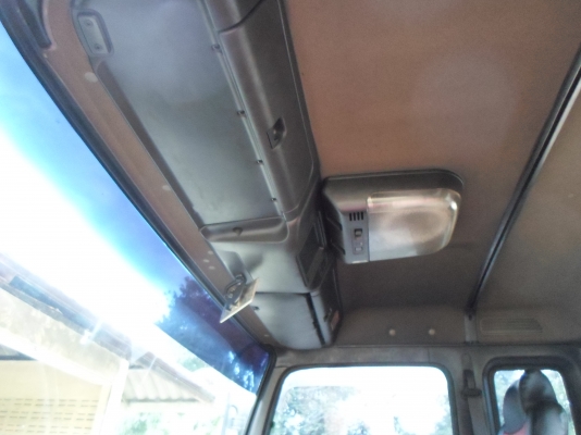 ISUZU   DECA 195 HP  หกล้อดั๊มพ์ รถสวยเอกสารพร้อมโอน