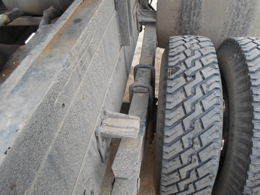 ISUZU   DECA 195 HP  หกล้อดั๊มพ์ รถสวยเอกสารพร้อมโอน