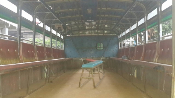 ขายด่วนหกล้อโดยสาร NQR 175แรงสภาพสวยสุดๆปี52เอกสารพร้อมรีโทร0811838154 0843923992 ขายด่วนหกล้อโดยสาร NQR 175แรงสภาพสวยสุดๆปี52เอกสารพร้อมรีโทร0811838154 0843923992