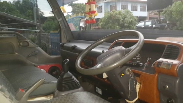 ขายด่วนหกล้อโดยสาร NQR 175แรงสภาพสวยสุดๆปี52เอกสารพร้อมรีโทร0811838154 0843923992 ขายด่วนหกล้อโดยสาร NQR 175แรงสภาพสวยสุดๆปี52เอกสารพร้อมรีโทร0811838154 0843923992