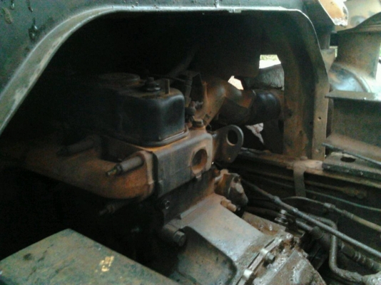 ISUZU JUMBO 175 HP 6BG1 สิบล้อดั๊มพ์ 2 เพลา กระบะดั๊มพ์เหล็ก 12 ตันสภาพดีพร้อมบรรทุกได้เลย เครื่องแน่นแรงดี ภายในเก๋งคอนโซลครบพร้อม พวงมาลัยเพาเวอร์ ช่วงล่างใหญ่คัชซีไม่มีบวม ยางสภาพดี 70\% พร้อมบรรทุกพร้อมใช้งาน เอกสารทะเบียนครบพร้อมโอน ราคาต่อรองได้ครับ