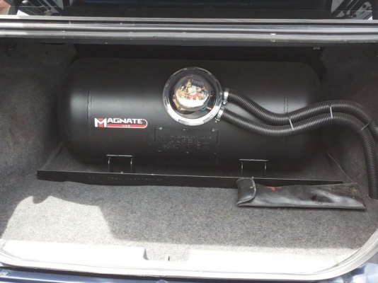 ขาย/แลก ท้ายเบนซ์ ck2 1.5 แก๊สหัวฉีดแต่งนิดหน่อยครับ