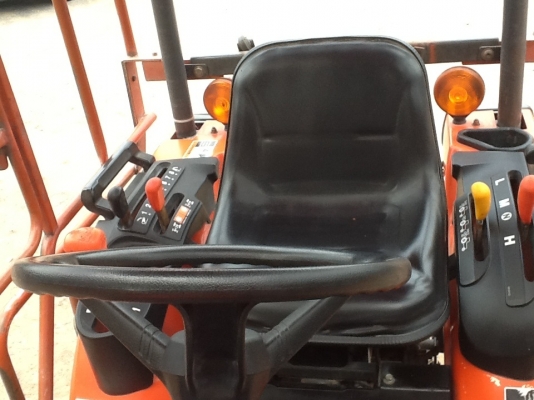 คูโบต้า B2420 พร้อมโคลงกันอ้อย สภาพนางฟ้า 220000 บาทเท่านั้น