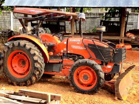 ขายถูกรถไถคูโบต้า M7040 สองเพลา ราคาไม่แพง