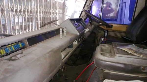 (มี4ชุด...12คัน ) แยกขายหรือเหมา หัวลากทั้งหมด ใช้งานอยู่ทุกคัน.....