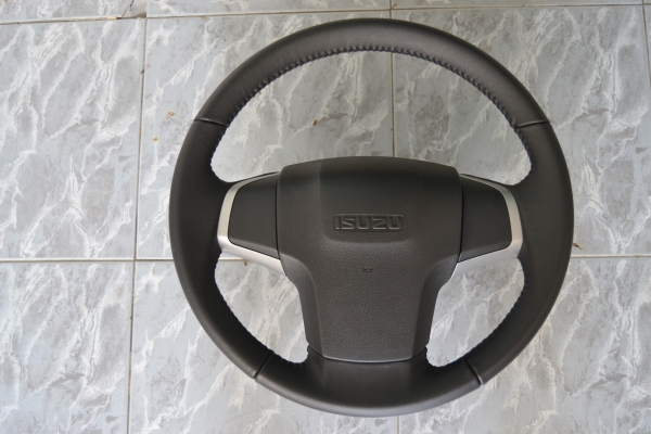 ขายวงพวงมาลัย Isuzu All D-max  3000 บาท