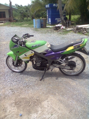 kawasaki kr 150 cc. 12,000
