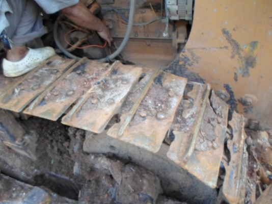 รถแทรกเตอร์ ยี่ห้อ KOMATSU รุ่น D-50-A