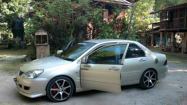ขาย Mitsubishi Lancer 1.6 GLXI (M) ปี 2005