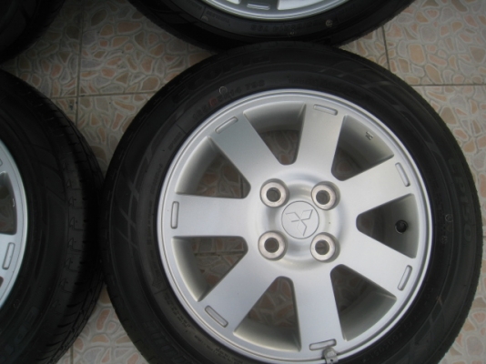 ขายแม็ก Mitsubishi mirage ถอดรถป้ายแดง 14"x4.5" et46 4รู100 +ยางปี0513 (081-3747940)