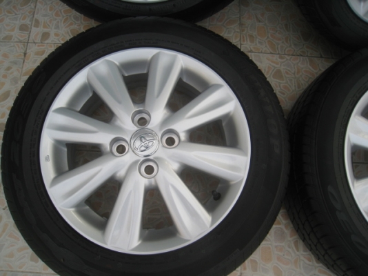 ขายล้อแม็ก Toyota yaris 15"x5.5" et 45 4รู100 +ยางปี4712  (081-3747940)