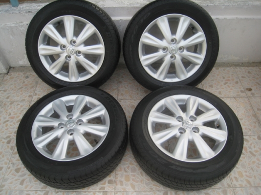 ขายล้อแม็ก Toyota yaris 15"x5.5" et 45 4รู100 +ยางปี4712  (081-3747940)
