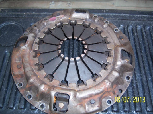 จานคลัชไม่เสีย