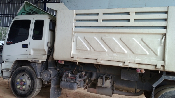 ชายดาวน์...ISUZUยูโร2 FXZ23 270แรง ดั้ม รถบรรทุกน้ำยางสด...