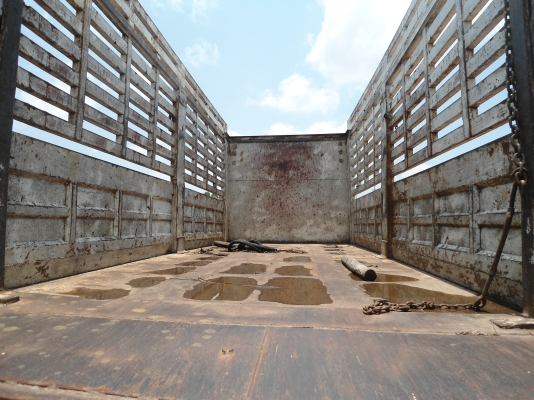 ขายด่วนลูกพ่วงไม่ดั้มสองเพลา พนัสสภาพพร้อมใช้เลยรีบจอง 0843923995 0811838154