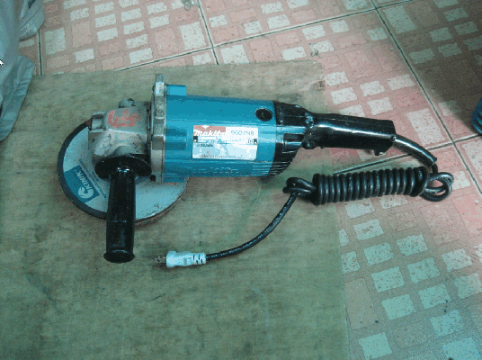 ขายด่วน หินเจีย7"  Makita  9607NB 1800W MADE IN JAPAN แท้100\%