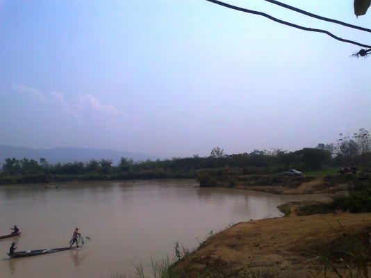 ขาย..ที่ดินเปล่า ลักษณะเป็นบ่อดิน มีถนนเข้าถึง ในเมืองเชียงใหม่ ไร่ละ 150,000 บาท จำนวน 70 ไร่ มีโฉนดพร้อมโอน.