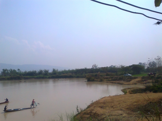 ขาย..ที่ดินเปล่า ลักษณะเป็นบ่อดิน มีถนนเข้าถึง ในเมืองเชียงใหม่ ไร่ละ 150,000 บาท จำนวน 70 ไร่ มีโฉนดพร้อมโอน.