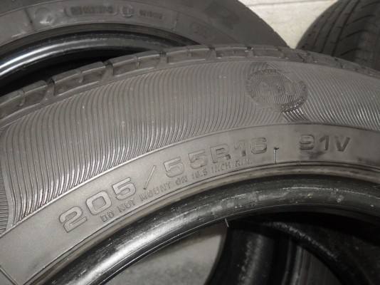 ยาง GoodYear 205/55R16 ปี10 สวยๆ 4 เส้น ราคา 1800 บาท ยาง GoodYear 205/55R16 ปี10 สวยๆ 4 เส้น ราคา 1800 บาท