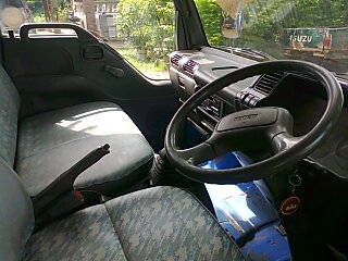 ขาย ISUZU NKR เครื่อง 4HG1-130แรง