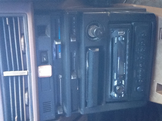 ขาย TOYOTA corona Tt141 เครื่อง 1.8 ลิตร