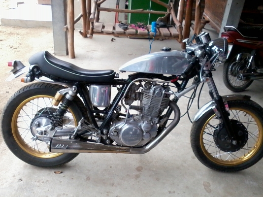 ขาย SR400 cafe 0822273910 ขาย SR400 cafe 0822273910