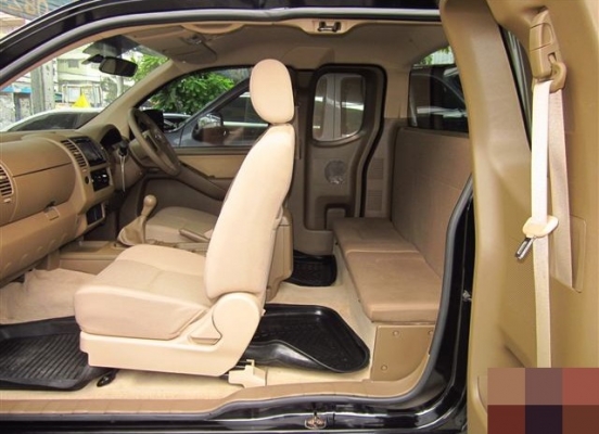 ขาย นิสสัน นาวาร่า แค็ป คาริเบอร์ 2500cc ปี2010