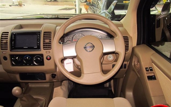 ขาย นิสสัน นาวาร่า แค็ป คาริเบอร์ 2500cc ปี2010