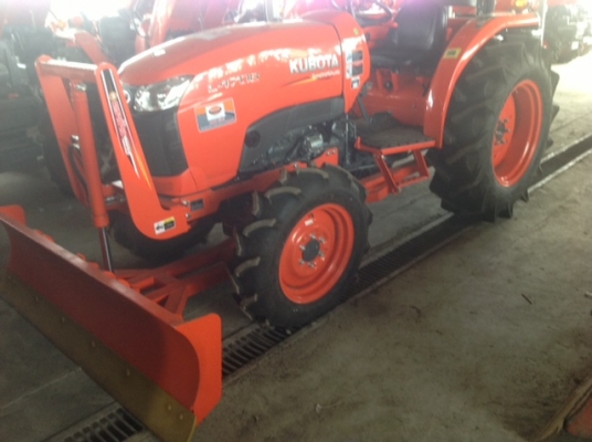 มาแล้ว KUBOTA L4708   MAX   คุณภาพเยี่ยม พร้อมใบมีดติดตัวรถ