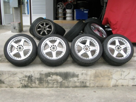 ขายล้อ nismo gt 3 ขอบ 17 หน้า 8 หลัง 9   พร้อมยาง   30500  จองแล้วไม่มาเอาคับ0813122649  0875800722