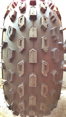 ขายเหมาด่วนๆ ยางเอทีวี 950 ขอบ8 หน้า-หลังของใหม่ ราคาถูก !!!!