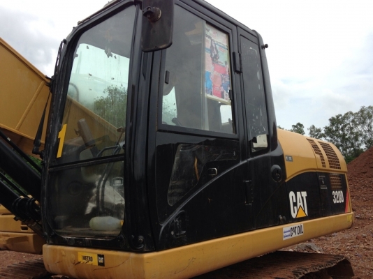 ขายด่วน!!! Cat 320D 8000 ชม. สภาพสวยพร้อมใช้งานค่ะ ขายด่วน!!! Cat 320D 8000 ชม. สภาพสวยพร้อมใช้งานค่ะ