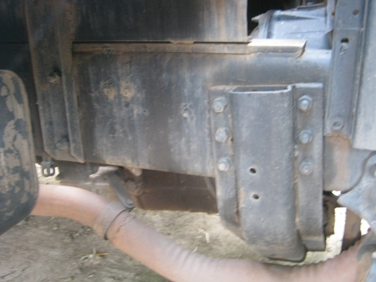 ขาย รถสิบล้อ 2 เพลาแท้ Nissan ud