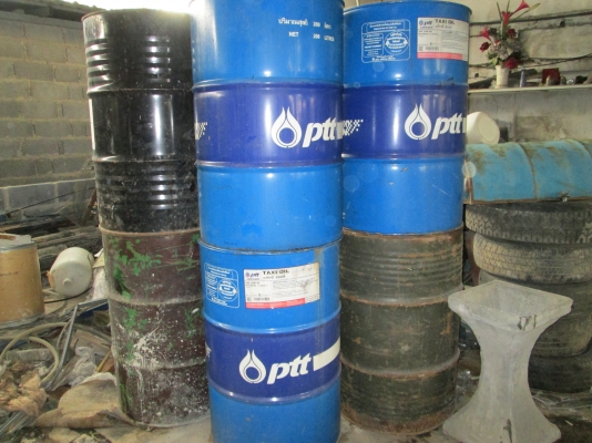 ถังน้ำมัน  เหมามา  มี 9ใบตามรูป   ขายเหมา  5000บาท สภาพใหม่