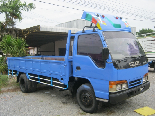 ขาย6ล้อ NKR 110 เเรงม้าพร้อมใช้งาน ห้างแท้ปี 40