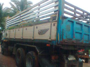 ขายรถบรรทุกสิบล้อดั๊มพ์ Hino 3m ปี 38 กระจกไฟฟ้า ด.มิเนียม ยางดี แอร์พร้อม แชสซีช่วงเกียร์มีบวมนิดหน่อย