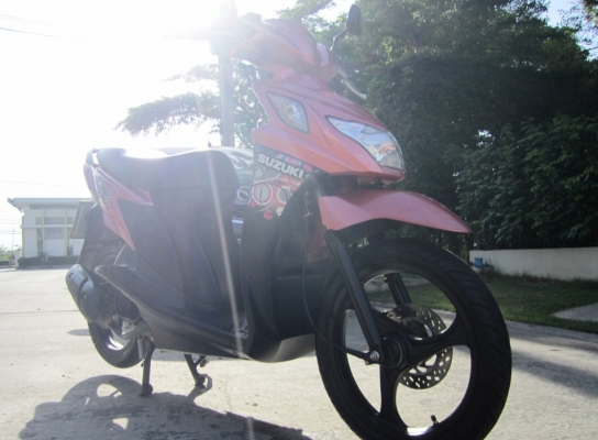 (ขายแล้วค่ะ) 8 เดือน  Suzuki  Nex  หัวฉีด แม็กซ์ สีสดใสน่ารัก เดิมแท้ดี ไม่มีบิวด์