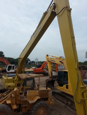 KOMATSU PC200 KOMATSU PC200