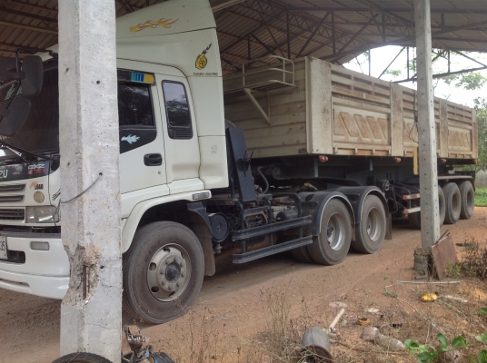 ขายรถ10ล้อหัวลากISUZU270พร้อมหางดั้ม3เพรา ขายรถ10ล้อหัวลากISUZU270พร้อมหางดั้ม3เพรา