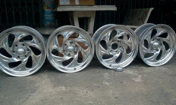 ล้อ Centerline Made in USA ยังไม่เคยใช้ในไทย ขอบ 18