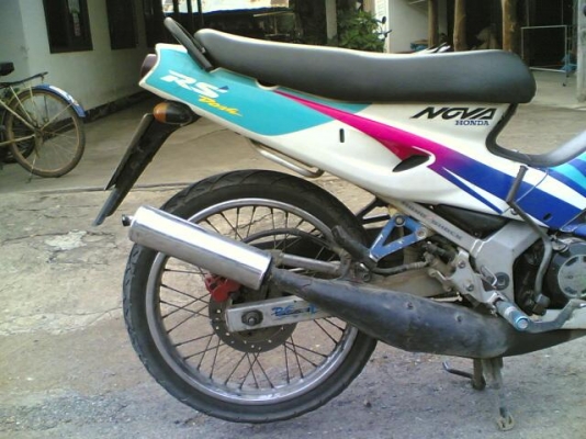 ขาย NovaRSDash ทะเบียน(ชุดโอนกำลังตาม)เครื่องเดิมพอใช้อะไหร่เดิมติดรถทะเบียนขาดปี 54 ขาย 6900 บาท