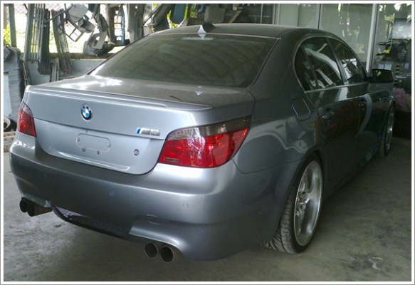 BMW ซีรี่ย์ 5 ชุดเเต่ง M5 รอบคัน เบรค brembo  แม็กซ์ 20 &quot;