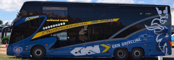 ขายรถบัส 8 ล้อ 4.5 ล้าน