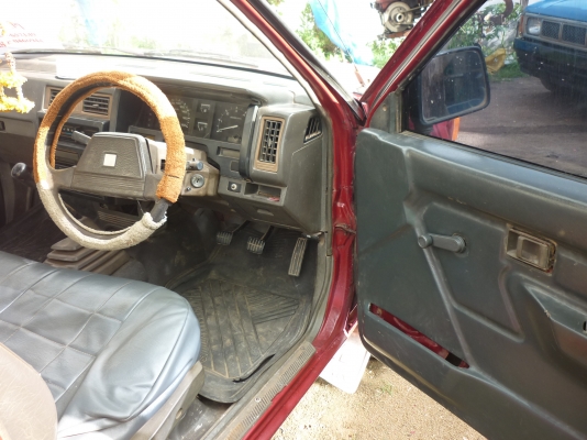 ขายNISSAN BIG M ฝาแดง พร้อมใช้งานได้เลย ขายNISSAN BIG M ฝาแดง พร้อมใช้งานได้เลย