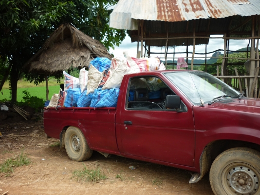 ขายNISSAN BIG M ฝาแดง พร้อมใช้งานได้เลย ขายNISSAN BIG M ฝาแดง พร้อมใช้งานได้เลย